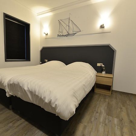 Havenzicht Westkant Dinteloord Dış mekan fotoğraf